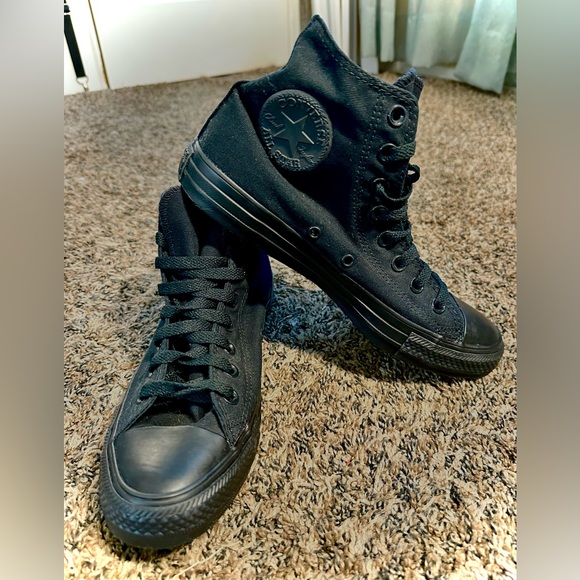 Converse Shoes - Unisex Converse Chuck Taylor All Star All Black Canvas High-Tops - Men’s Size 7